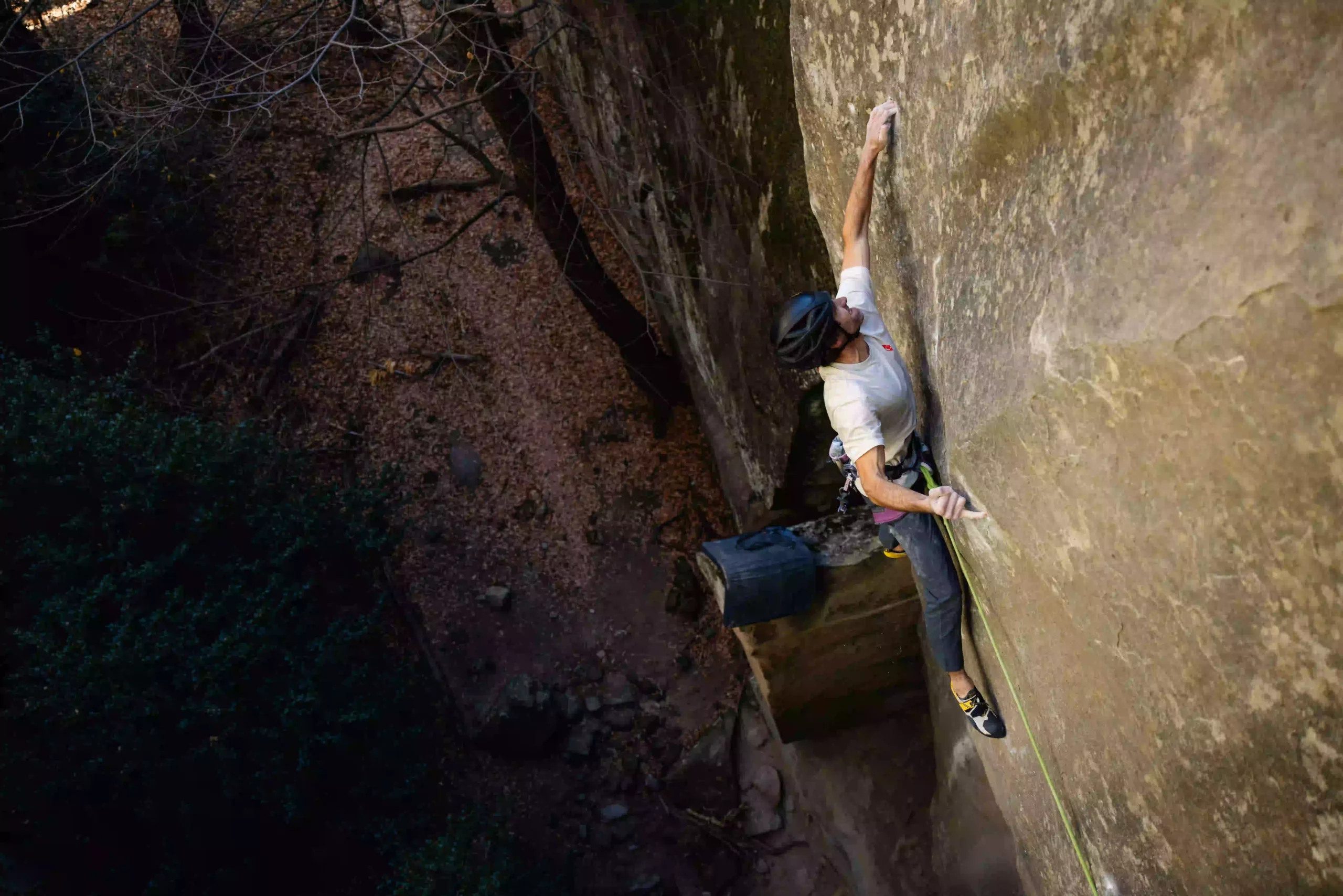 Jacopo Larcher klettert mit Bon Voyage (9a/E12) die schwierigste Trad-Route Frankreichs